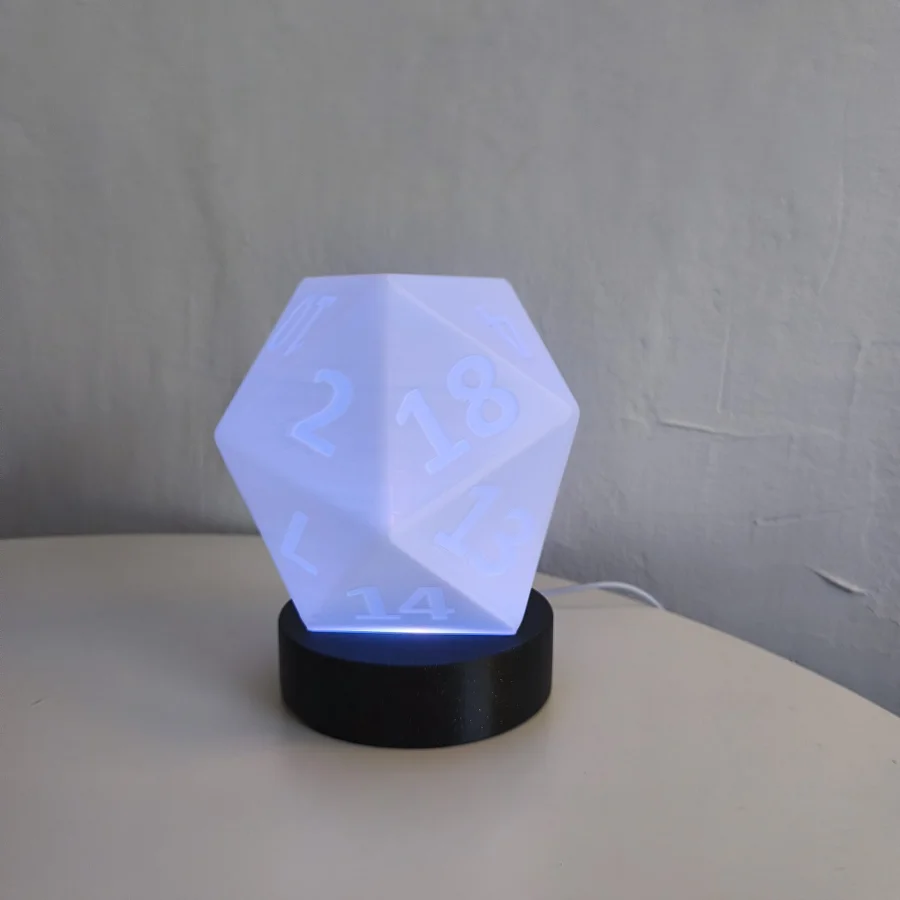 Светильник «Кубик D20»
